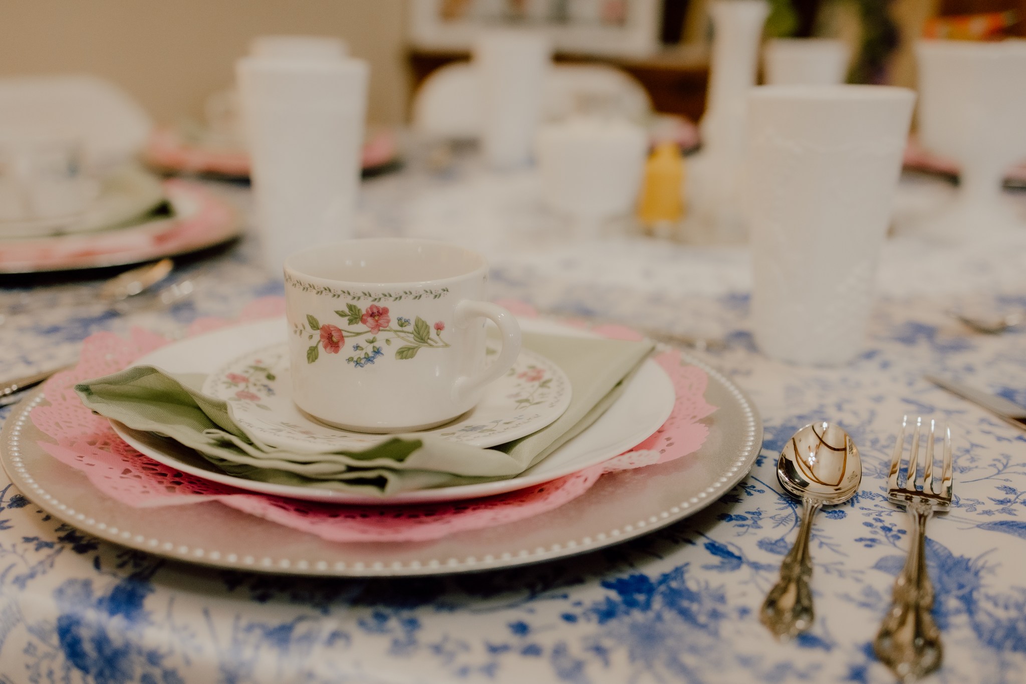 Party Rental Table Guide 405 Event Rental Tables, chairs, goblet rental. Charger plate, Linens ...
